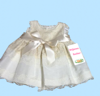 Vestido vuelo con puntilla